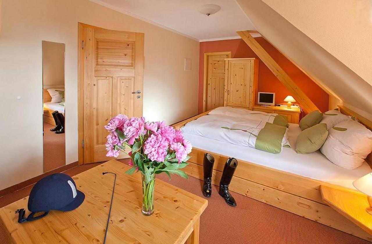Naturhotel Etzdorfer Hof Schoenburg Luaran gambar