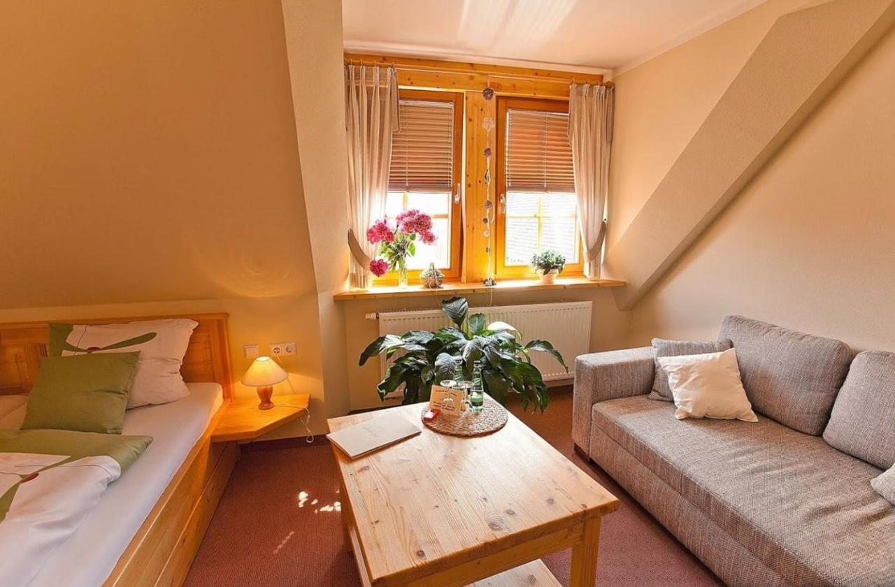 Naturhotel Etzdorfer Hof Schoenburg Luaran gambar